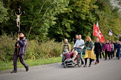 III Piesza Pielgrzymka Tradycji do Wąwolnicy, 2022 — fotografia 37